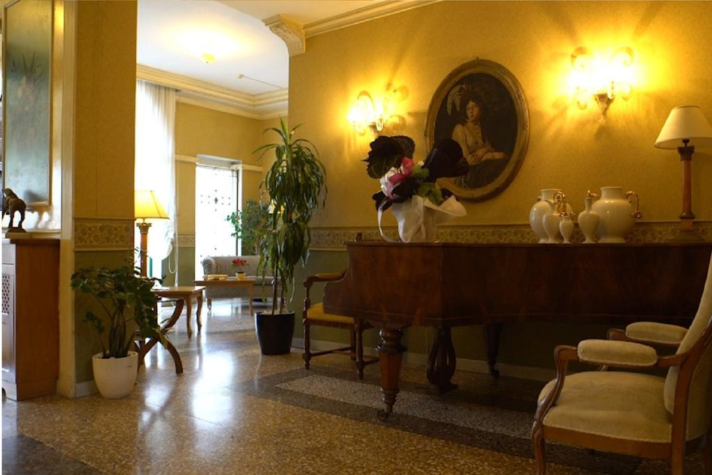 Hotel Bentivoglio Residenza D'Epoca Exterior photo